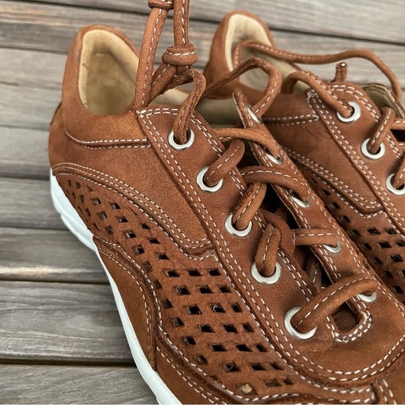 Robert Zur Women’s Nubuck Brown Leather Comfort Sneakers Size 6.5 - Picture 4 of 8